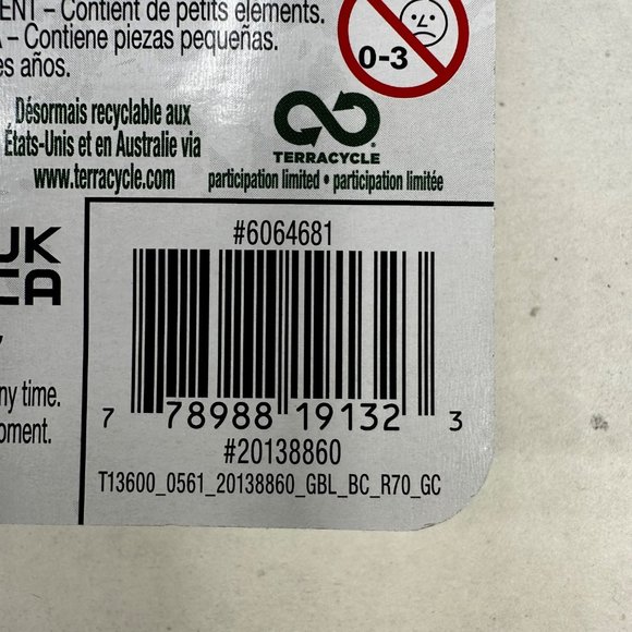 Tech Deck Girl Skateboard Company Red Niels Bennett Common Fingerboard New - Picture 6 of 10